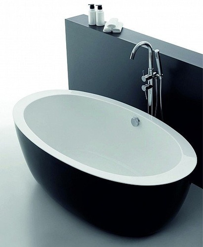 Елегантна акрилна вана - ICS LB 1790 B